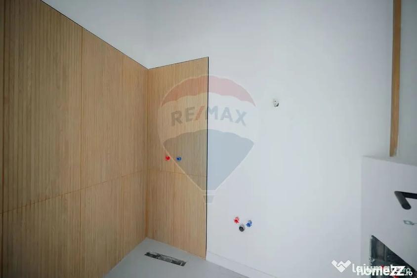 Apartament cu 4 camere decomandat în Ultracentral