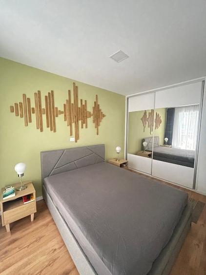 Apartament cu 2 camere semidecomandat, mobilat în Giurgiului