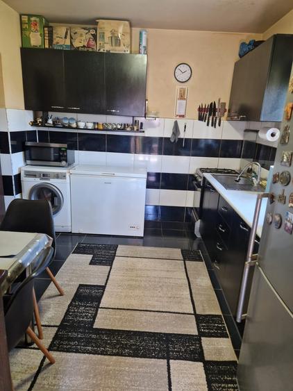 Casă cu 5 camere cu Teren 504 Mp în Cătămărești-Deal