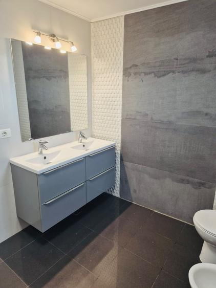 Casă individuală cu 3 camere cu Teren 230 Mp în Odăi