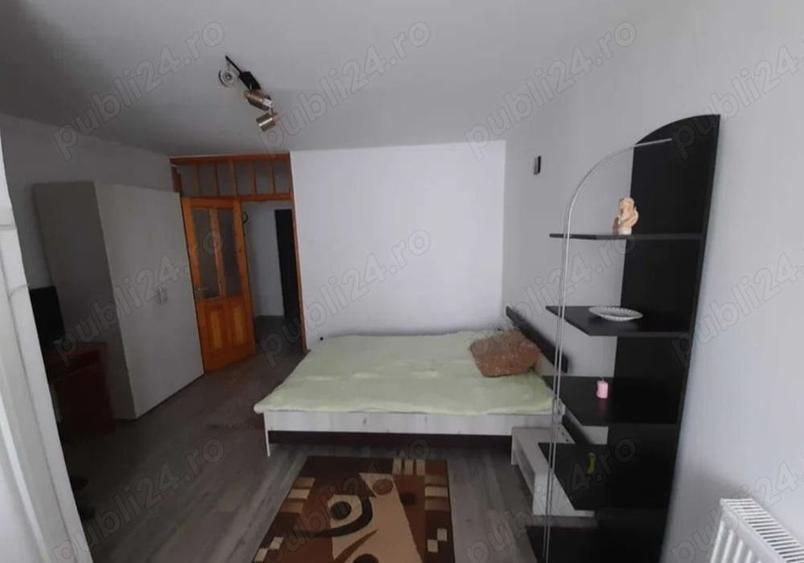 Garsonieră semidecomandată în Central