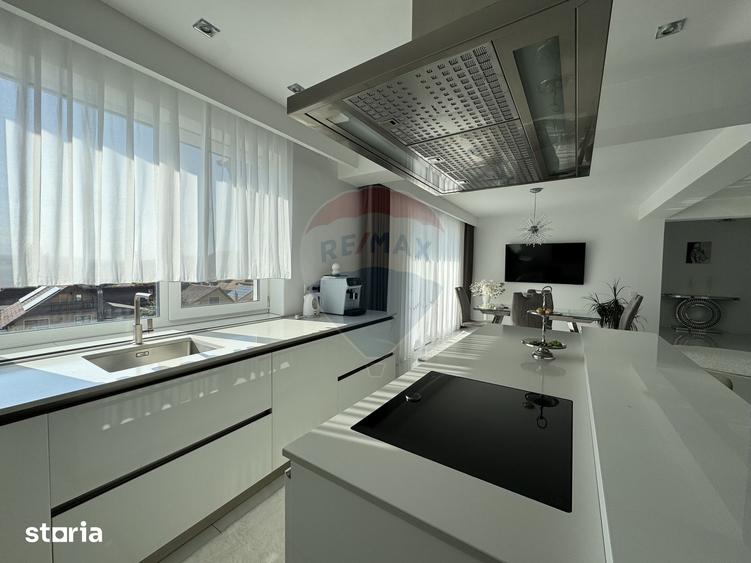 Apartament cu 4 camere în Central