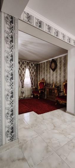 Casă cu 4 camere în Vadu Pașii