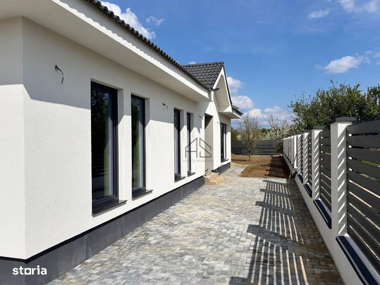 Casă cu 4 camere cu Teren 750 Mp în Central