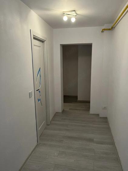Garsonieră decomandată în Muntenii de Sus