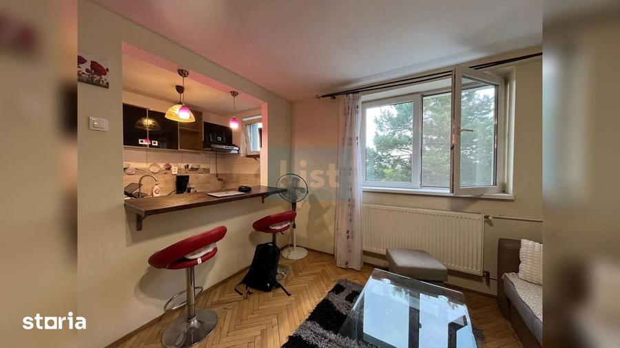 Apartament cu 2 camere semidecomandat, mobilat în Andrei Mureșanu