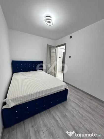 Apartament cu 3 camere decomandat în Micro 8