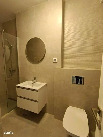 Apartament cu 4 camere în Armeneasca