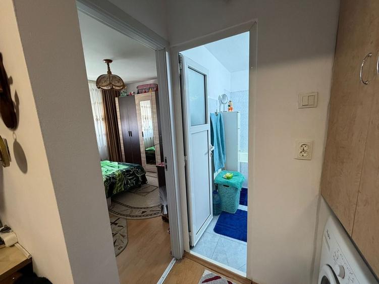 Apartament cu 2 camere decomandat în Cetate