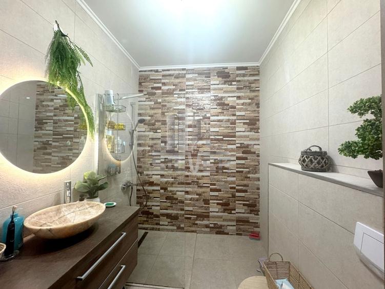 Apartament cu 3 camere semidecomandat, mobilat în Mănăștur
