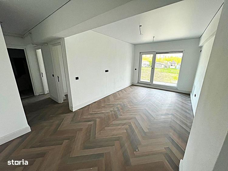 Apartament cu 3 camere decomandat în Tătărași