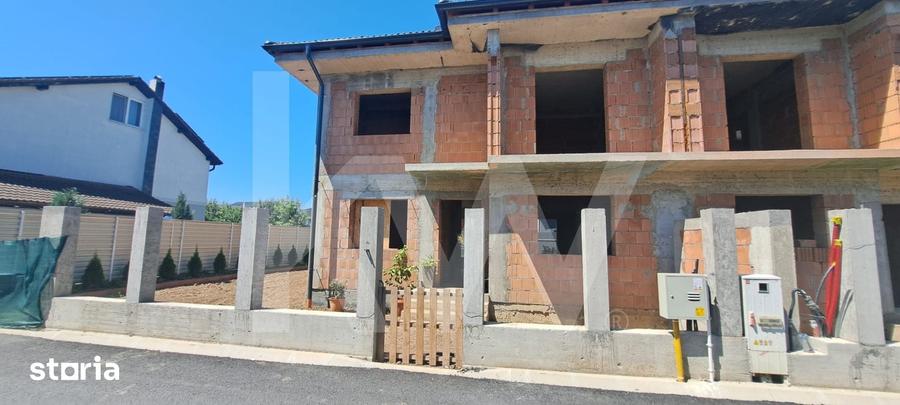 Casă cu 4 camere cu Teren 230 Mp în Central