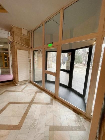 Spațiu comercial, de 90 mp, în P-ța Unirii