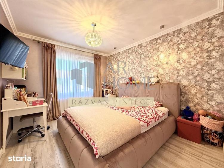 Casă cu 4 camere cu Teren 321 Mp în Păulești