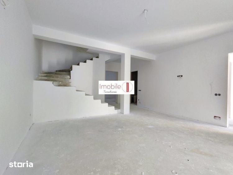 Casă cu 4 camere cu Teren 360 Mp în Florești