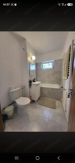 Apartament cu 3 camere decomandat în Sud