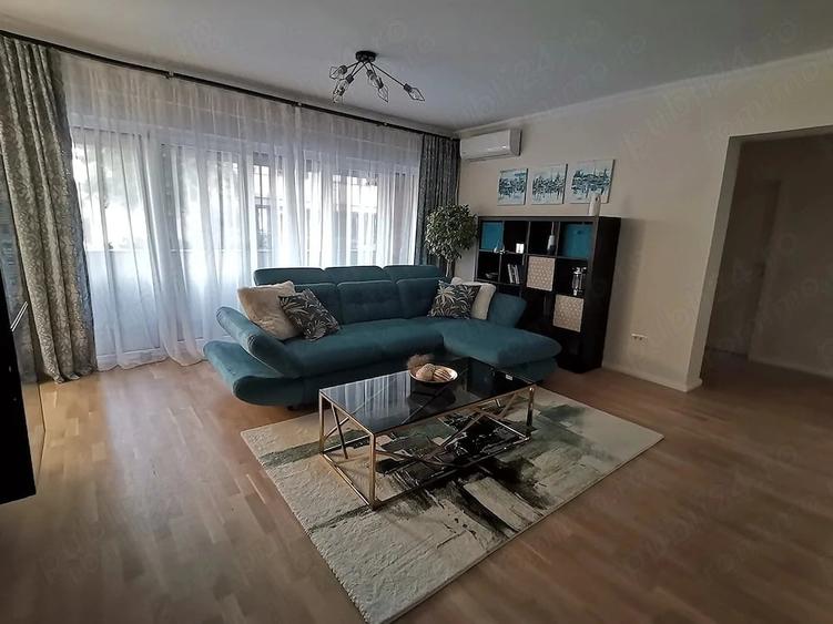 Apartament cu 3 camere decomandat în Braytim