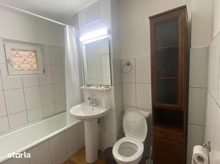 Inchiriez apartament 2 camere in Piata Centrala - 2