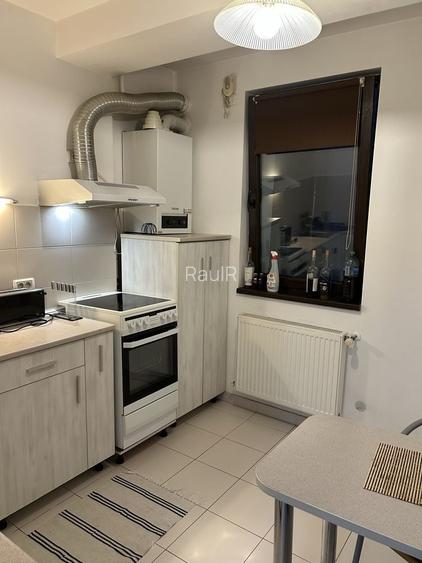 Inchiriez apartament 2 cam Sector 1