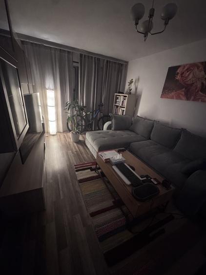 Apartament cu 2 camere semidecomandat în Theodor Pallady