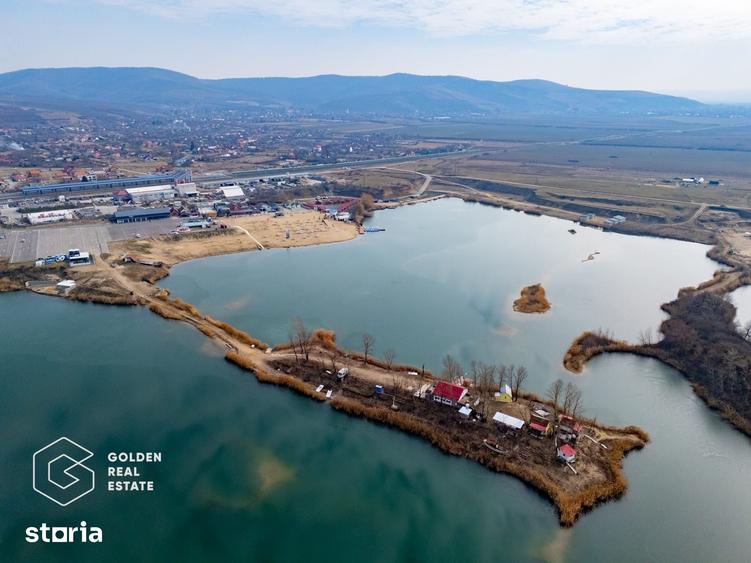 Teren de 1000 mp, în Ghioroc