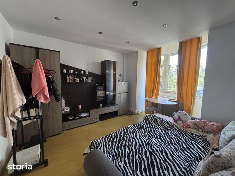 Apartament cu 2 camere decomandat în Dâmbul Rotund