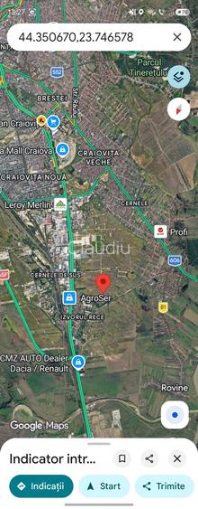 Teren de 12000 mp, în Cernele