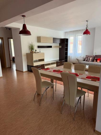 Apartament cu 3 camere semidecomandat în Mănăștur