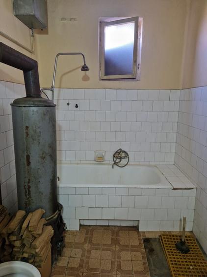 Casă cu 3 camere în Lipova