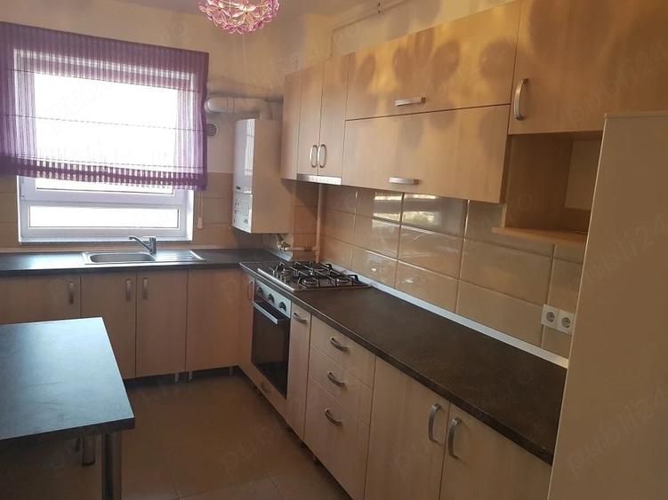 Apartament cu 2 camere decomandat în Bartolomeu
