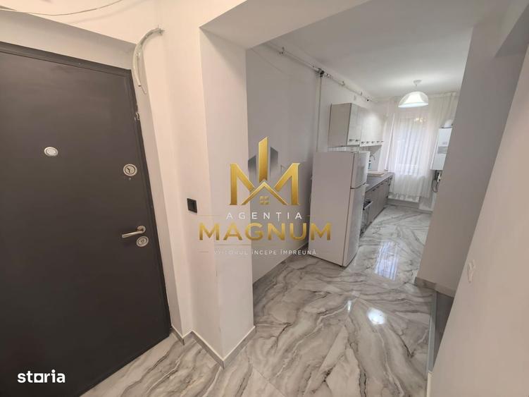 Apartament cu 3 camere semidecomandat în Nord