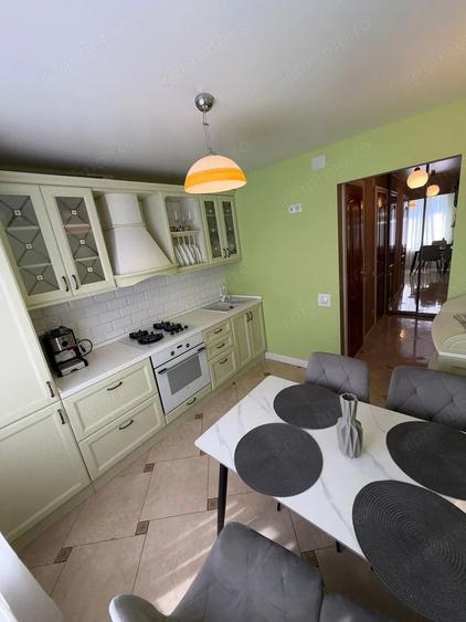 Apartament cu 2 camere decomandat în Dâmbovița
