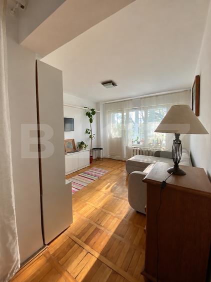Apartament cu 4 camere decomandat, mobilat în George Enescu