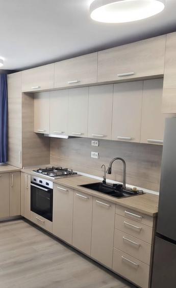 Apartament cu 2 camere, mobilat în Faleza Nord