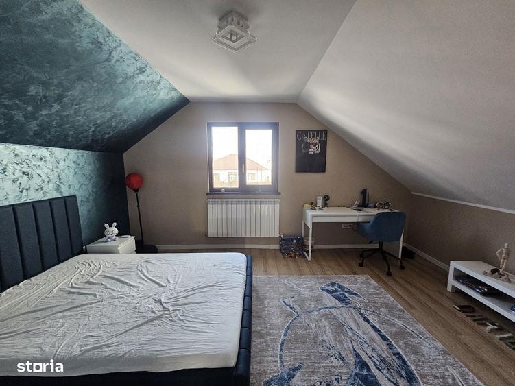 Casă cu 4 camere cu Teren 300 Mp în Valu lui Traian
