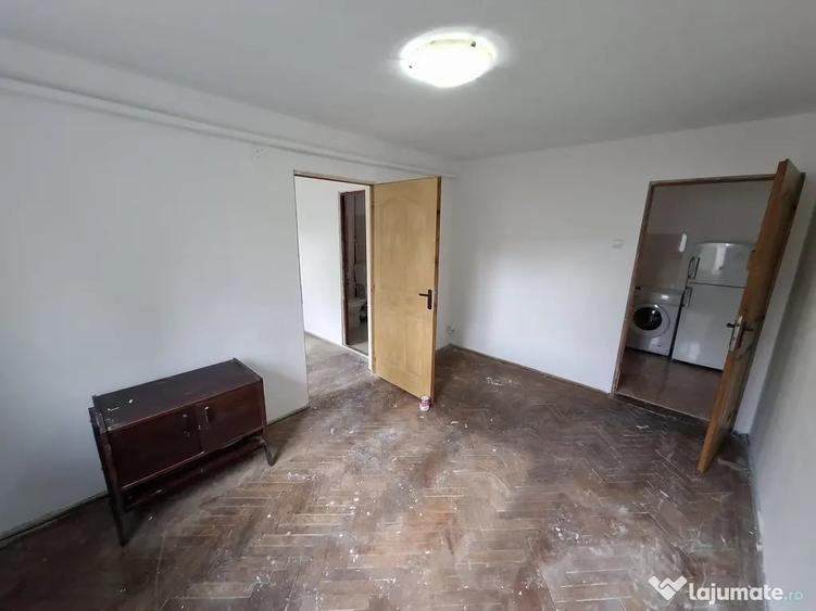 Apartament cu 2 camere semidecomandat în Tomis Nord