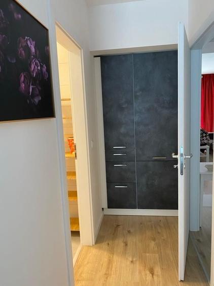 Apartament cu 2 camere semidecomandat în Barbu Văcărescu