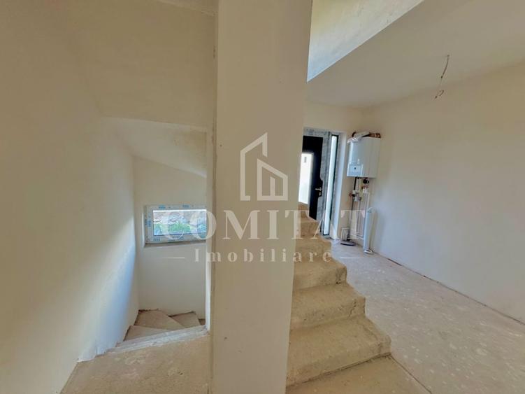 Duplex cu 4 camere cu Canalizare în Iris