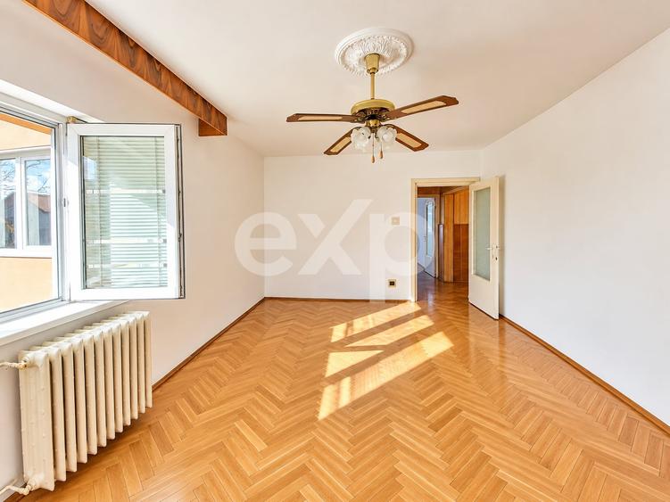 Apartament cu 2 camere decomandat în Soarelui