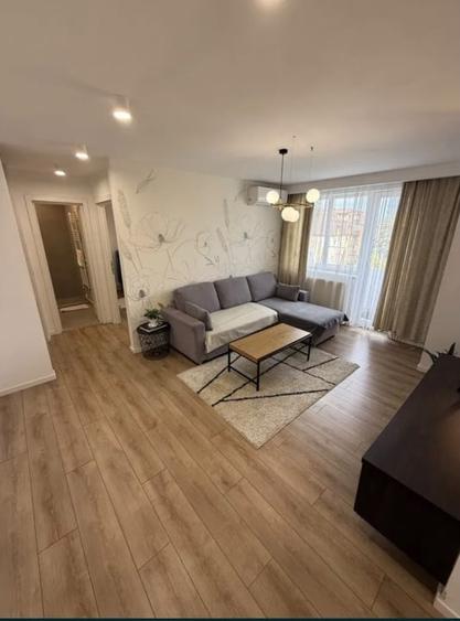 Apartament 2 camere, 44 mp, zona Central - 1