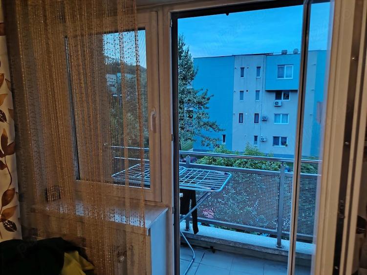 Apartament cu 2 camere semidecomandat în Sud