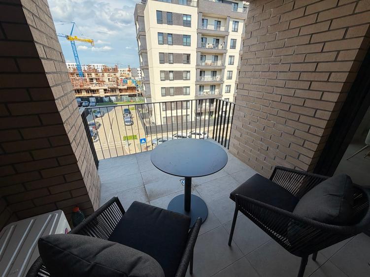 Apartament cu 2 camere semidecomandat în Pipera