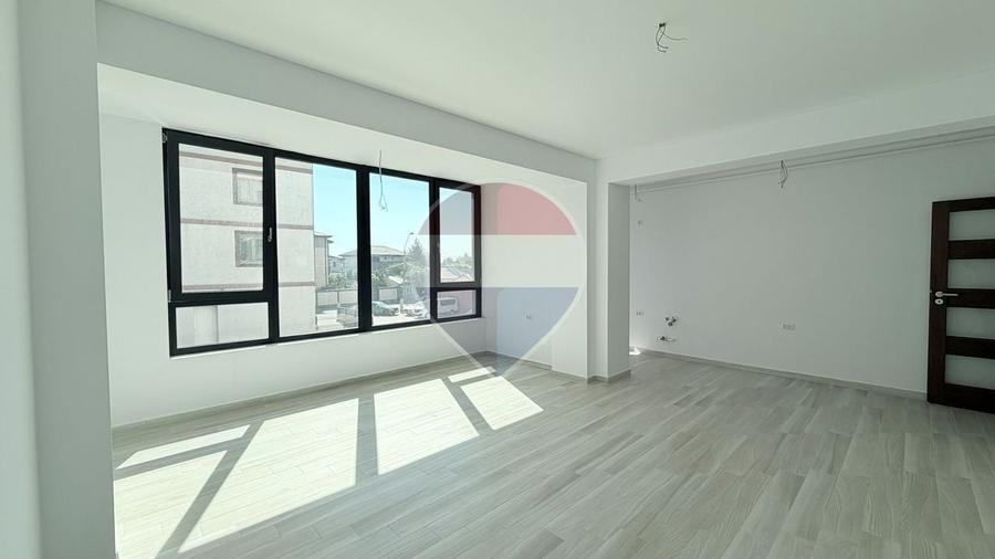 Apartament cu 3 camere decomandat în Țiglina 2