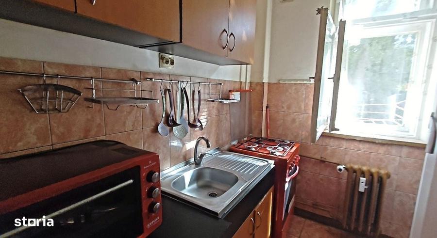 Apartament cu 2 camere decomandat în Est