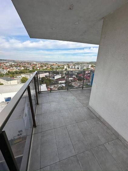 Apartament cu 2 camere semidecomandat în Mărăști