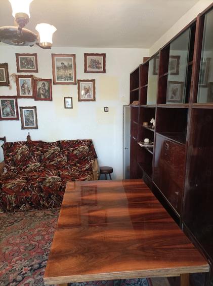 Apartament cu 2 camere decomandat în Decebal