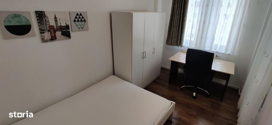 Apartament cu 4 camere în Zorilor
