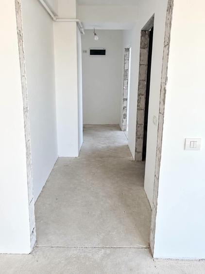 Apartament cu 2 camere decomandat în Tomis Plus