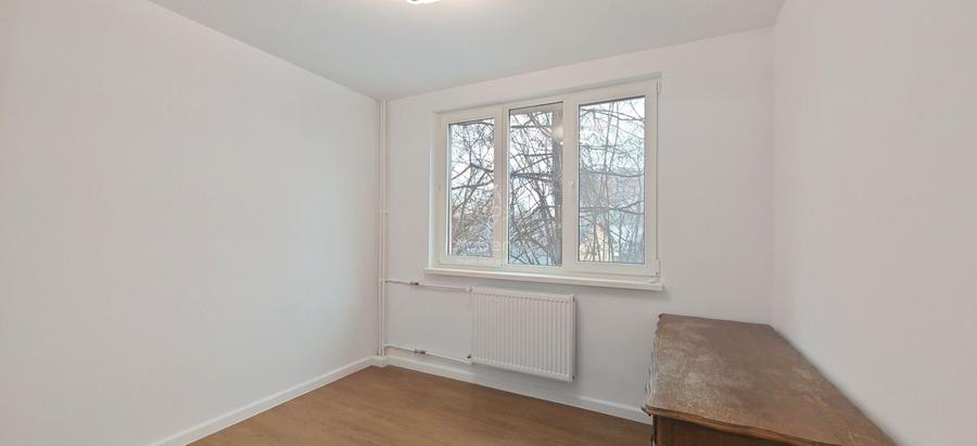 Apartament cu 3 camere decomandat în Virtuții