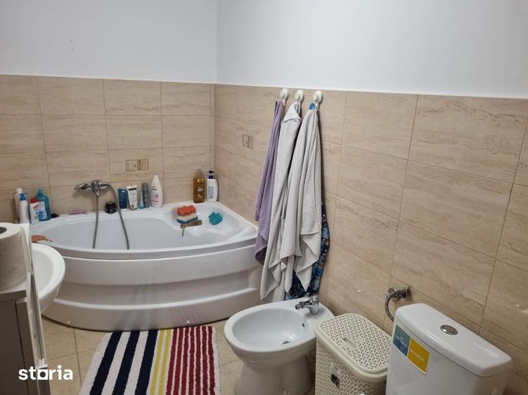 Casă cu 3 camere cu Teren 85 Mp în Central